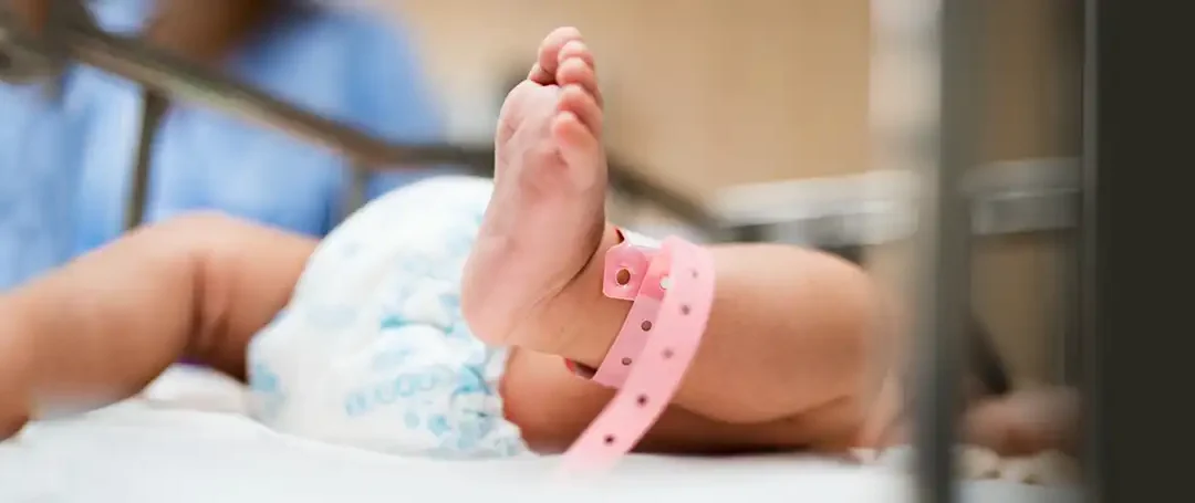 Is Your Newborn a Low Birth Weight Baby? Know the Causes, Consequences, and Long-Term Effects